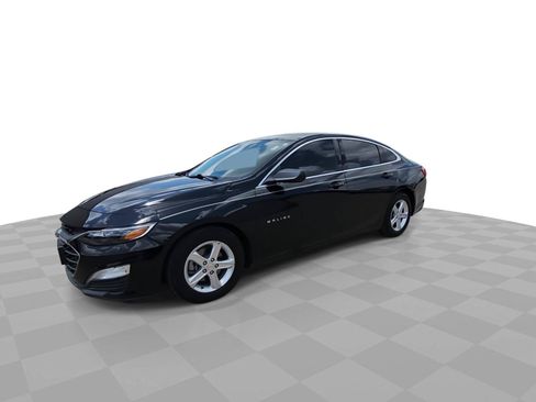 Used 2020 Chevrolet Malibu LS w/ LPO, Convenience Package 2 FWD image 4