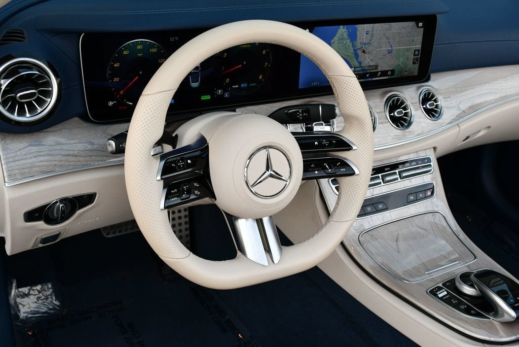 Used 2022 Mercedes-Benz E 450 Cabriolet image 53