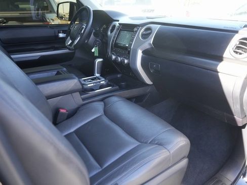 Used 2019 Toyota Tundra SR5 w/ SR5 Upgrade Package image 17