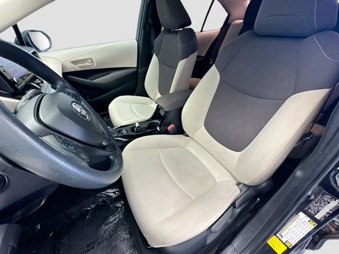 Used 2022 Toyota Corolla LE image 11