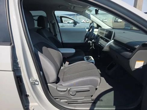 Used 2024 Hyundai Ioniq 5 SE AWD/4WD image 9