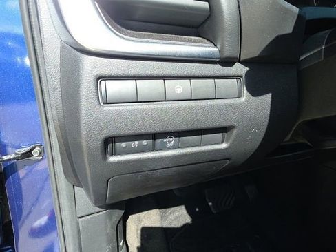 Used 2023 Nissan Rogue SV image 15