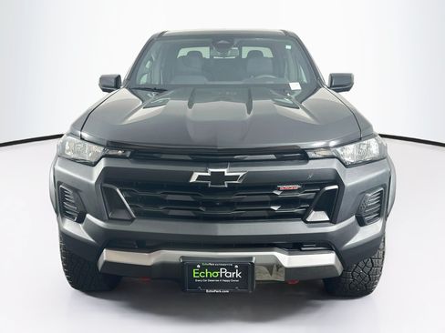 Used 2024 Chevrolet Colorado Trail Boss w/ Technology Package AWD/4WD image 2