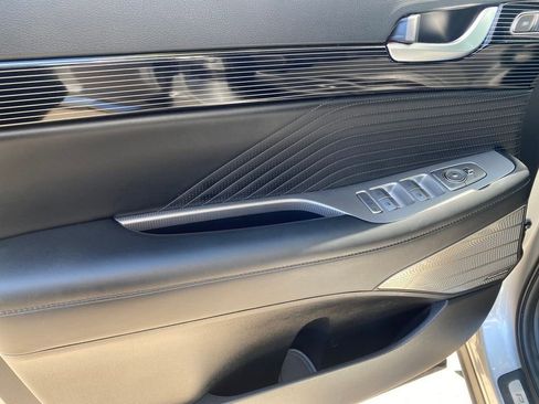 Used 2024 Hyundai Palisade Calligraphy image 31