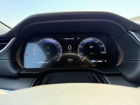 New 2025 Jeep Grand Cherokee Laredo X w/ Luxury Tech Group I image 17