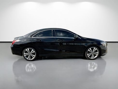Used 2019 Mercedes-Benz CLA 250 image 2