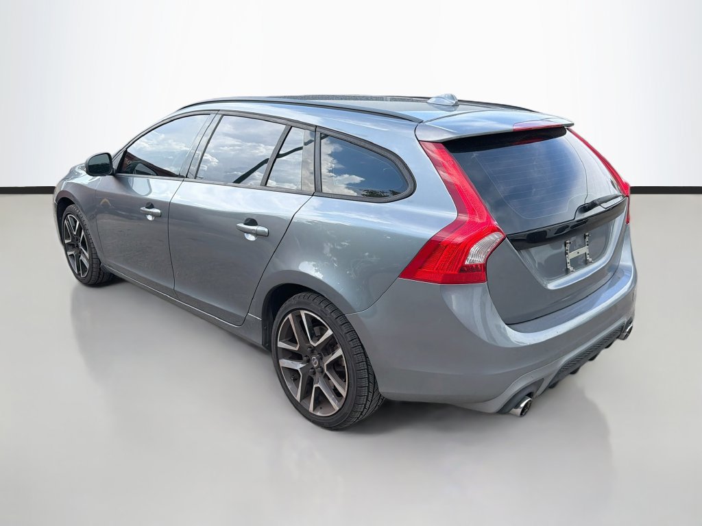 Used 2018 Volvo V60 T5 Dynamic w/ Protection Package FWD image 5