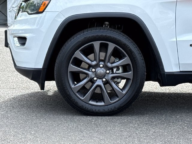 Used 2018 Jeep Grand Cherokee Limited w/ Luxury Group II AWD/4WD image 7