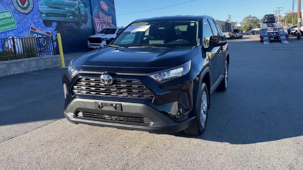 Certified 2022 Toyota RAV4 LE AWD/4WD image 22