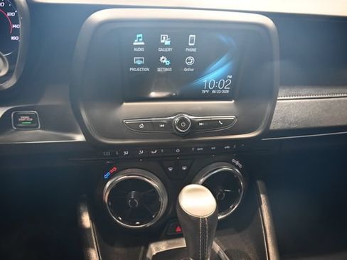 Used 2016 Chevrolet Camaro LT RWD image 15