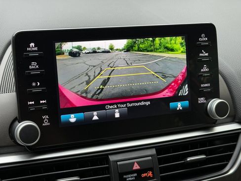 Used 2019 Honda Accord EX image 23