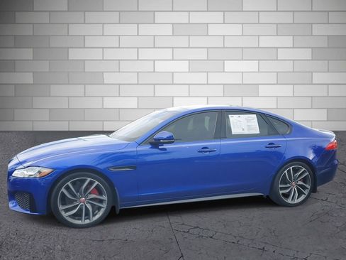 Used 2018 Jaguar XF S image 2