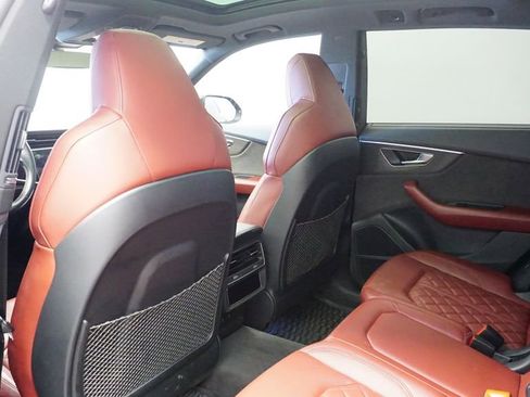 Used 2022 Audi SQ8 Premium Plus image 17