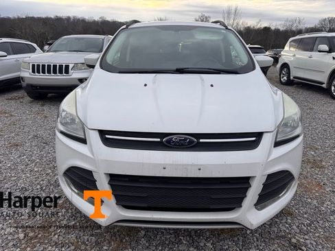 Used 2015 Ford Escape SE w/ Equipment Group 201A image 8