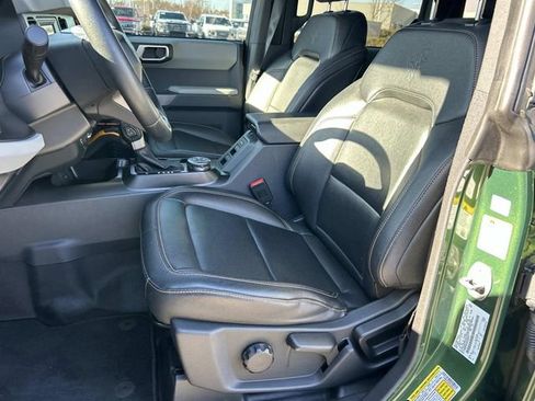 Used 2023 Ford Bronco Badlands image 30