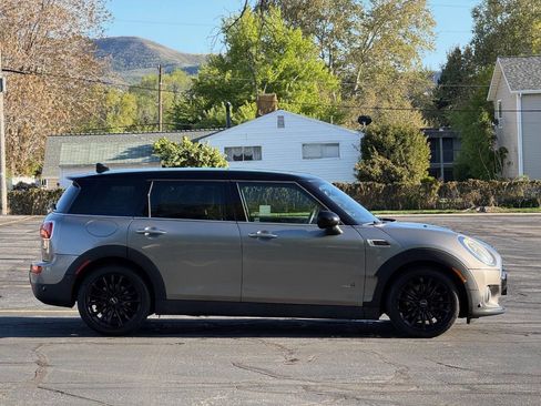 Used 2017 MINI Cooper Clubman ALL4 image 4