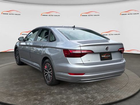 Used 2021 Volkswagen Jetta SE FWD image 8