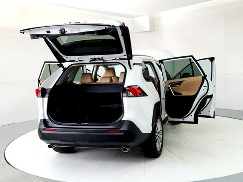 Used 2024 Toyota RAV4 XLE Premium w/ Weather Package AWD/4WD image 11