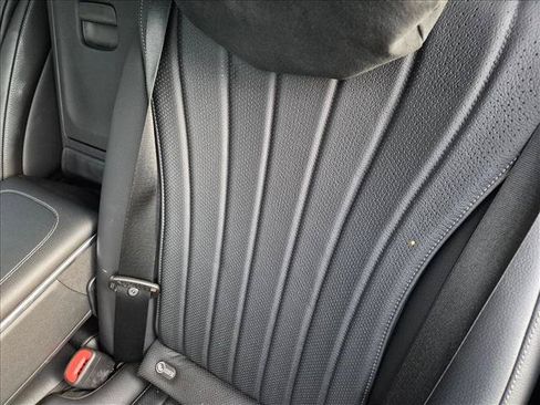 Used 2022 Mercedes-Benz S 500 4MATIC image 16