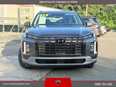 Used 2024 Hyundai Palisade SEL FWD image 2