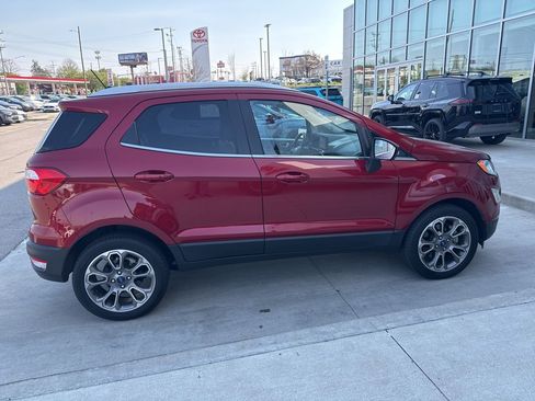 Used 2020 Ford EcoSport Titanium image 3