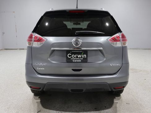 Used 2016 Nissan Rogue SV w/ SV Premium Package AWD/4WD image 3