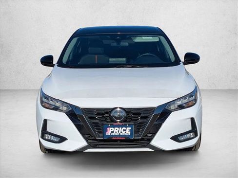 Used 2023 Nissan Sentra SR w/ Trunk Package image 2