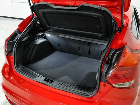 Used 2013 Ford Focus ST FWD image 60