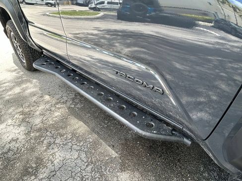 Used 2024 Toyota Tacoma TRD Off-Road AWD/4WD image 33