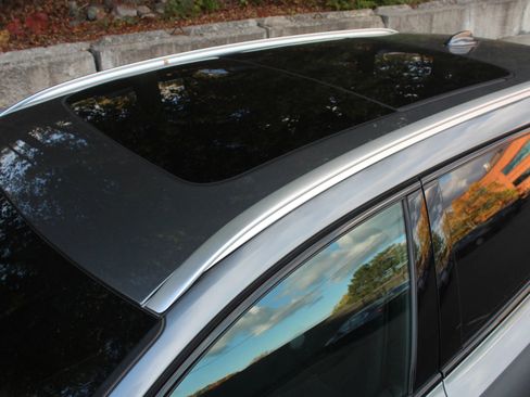 Used 2019 Volvo V90 T6 Cross Country w/ Advanced Package image 35