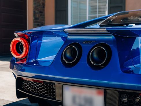 Used 2019 Ford GT image 41