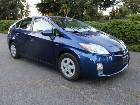 Used 2011 Toyota Prius Two image 2