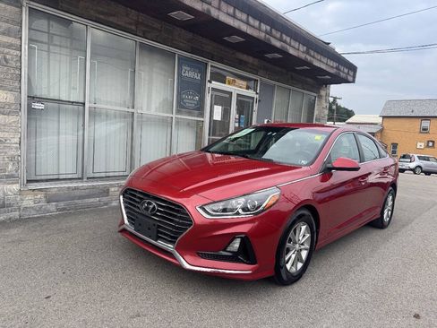 Used 2018 Hyundai Sonata SE FWD image 1