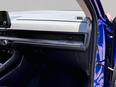 Used 2025 Honda CR-V LX image 20