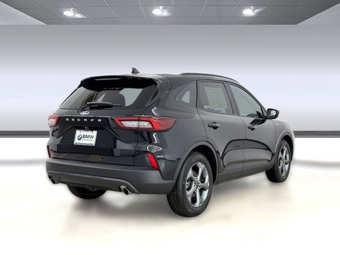 Used 2025 Ford Escape ST-Line w/ Tech Pack #1 image 9