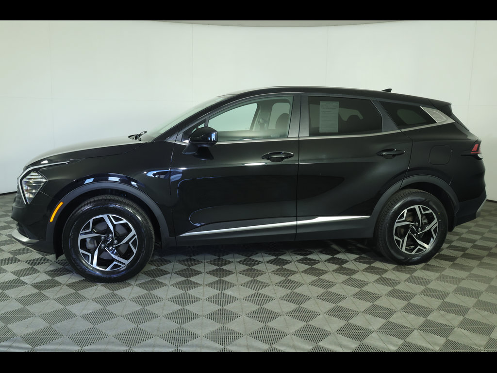 Used 2024 Kia Sportage LX AWD/4WD image 13