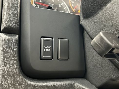 Used 2012 Nissan Titan SV w/ SV Value Truck Pkg image 40