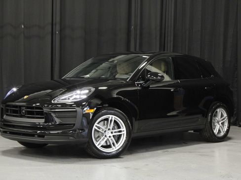 New 2026 Porsche Macan AWD/4WD image 1