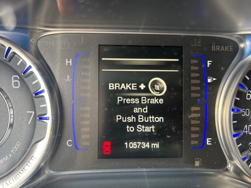Used 2015 Chrysler 200 Limited w/ Convenience Group FWD image 14