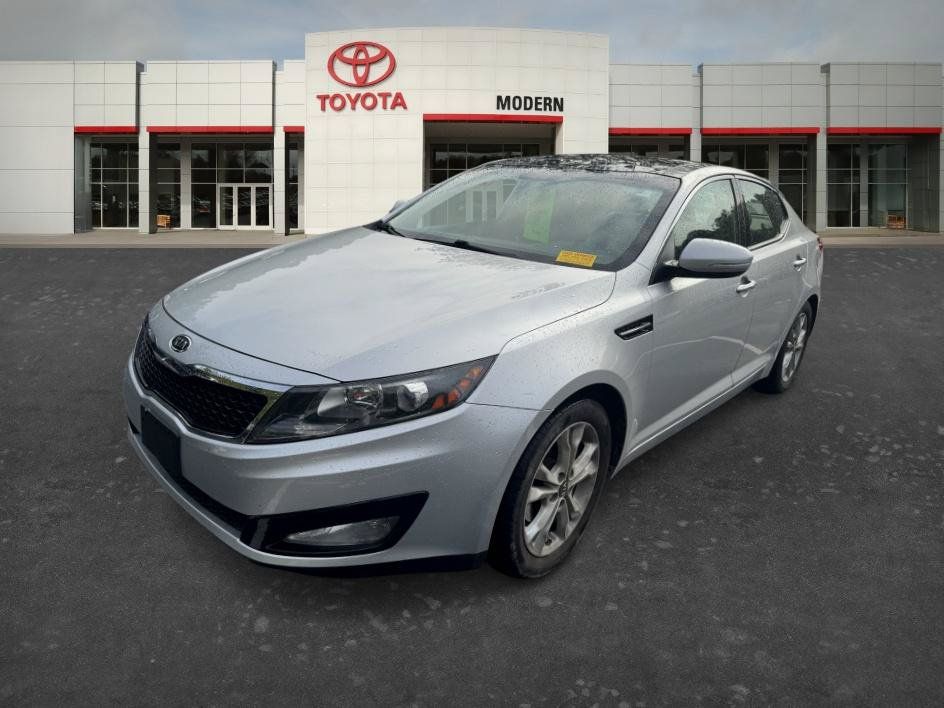 Used 2011 Kia Optima EX w/ Premium Pkg FWD image 1