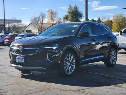 Used 2022 Buick Envision Avenir w/ Technology Package II image 8