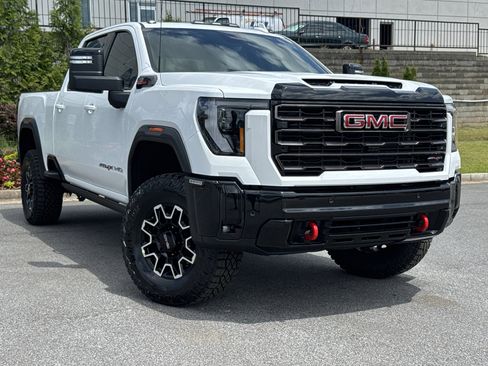 New 2026 GMC Sierra 2500 AT4X AWD/4WD image 2