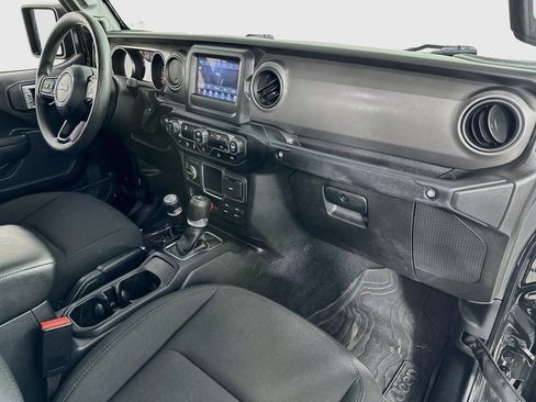 Used 2023 Jeep Gladiator Sport AWD/4WD image 25