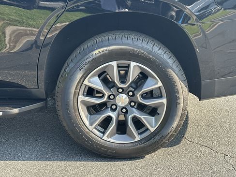 Certified 2024 Chevrolet Tahoe LT w/ LT Signature Plus Package RWD image 18