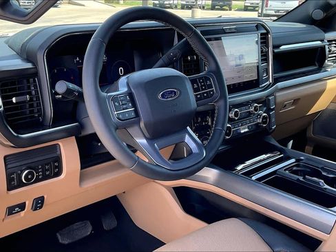 New 2026 Ford F250 Lariat w/ Lariat Premium Package AWD/4WD image 8