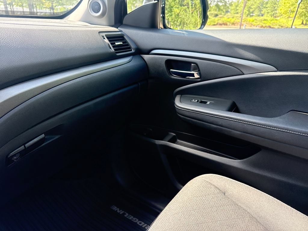 Certified 2023 Honda Ridgeline Sport image 18