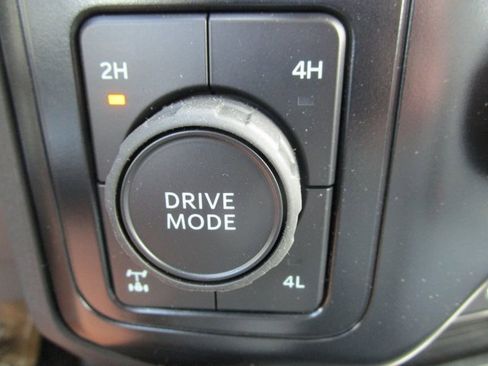 New 2025 Ford F250 XL w/ FX4 Off-Road Package image 39