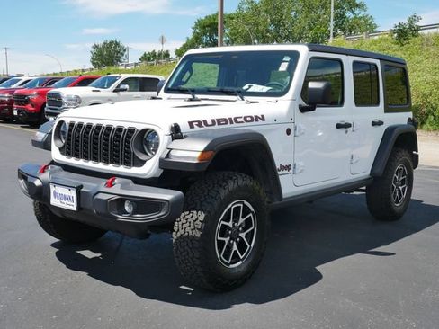 Used 2026 Jeep Wrangler Unlimited Rubicon AWD/4WD image 2