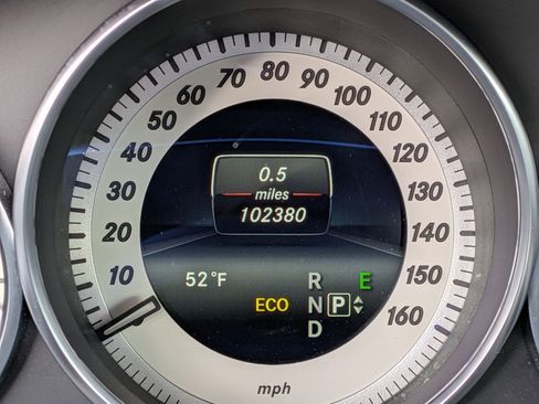 Used 2014 Mercedes-Benz E 350 Sedan image 15