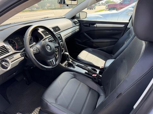 Used 2014 Volkswagen Passat 1.8T Wolfsburg Edition FWD image 8